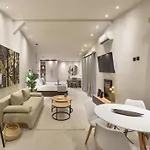 Olive All-seasons Suites, Panel Hospitality Homes & 4* Litochoro