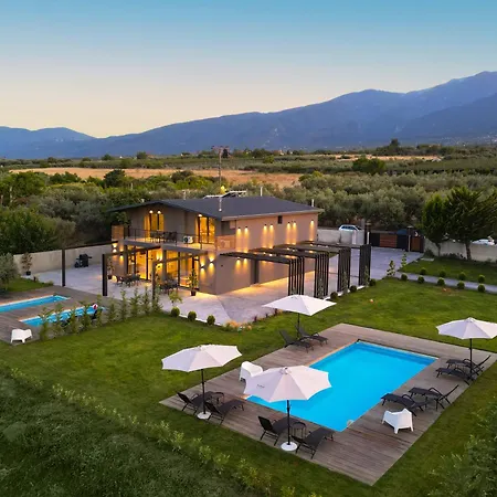Olive All-seasons Suites, Panel Hospitality Homes & 4* Litochoro