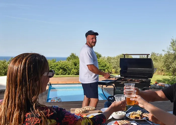 Olive All-seasons Suites, Panel Hospitality Homes & Litochoro