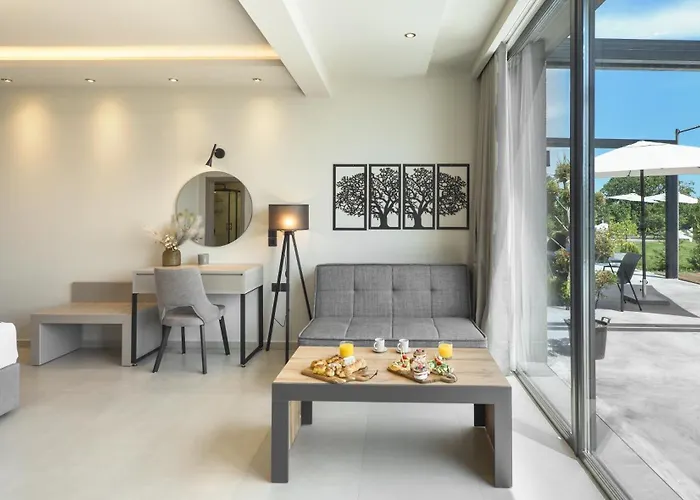 Olive All-seasons Suites, Panel Hospitality Homes & 4* Litochoro