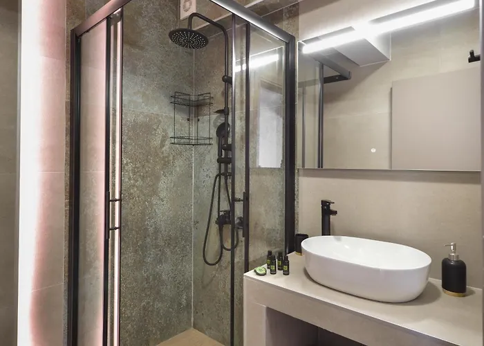 Olive All-seasons Suites, Panel Hospitality Homes & Litochoro